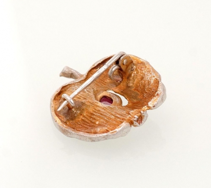 Silver brooch. Photo Nr. 2