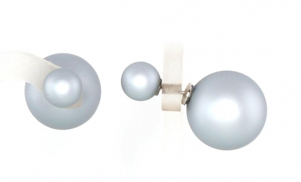 Silver stud earrings. Photo Nr. 1