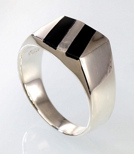 Silver ring. Photo Nr. 2