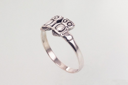 Silver ring. Photo Nr. 2