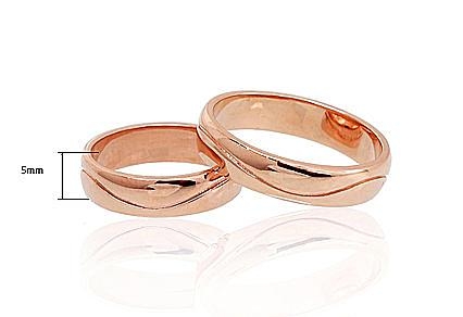 Gold wedding ring. Photo Nr. 2
