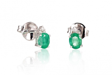 Gold classic studs earrings. Photo Nr. 1