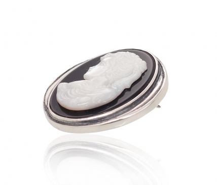 Silver brooch. Photo Nr. 2