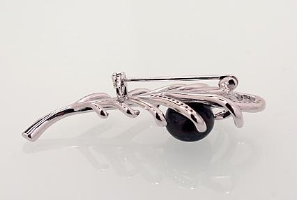 Silver brooch. Photo Nr. 2
