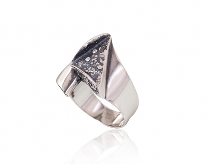 Silver ring. Photo Nr. 2